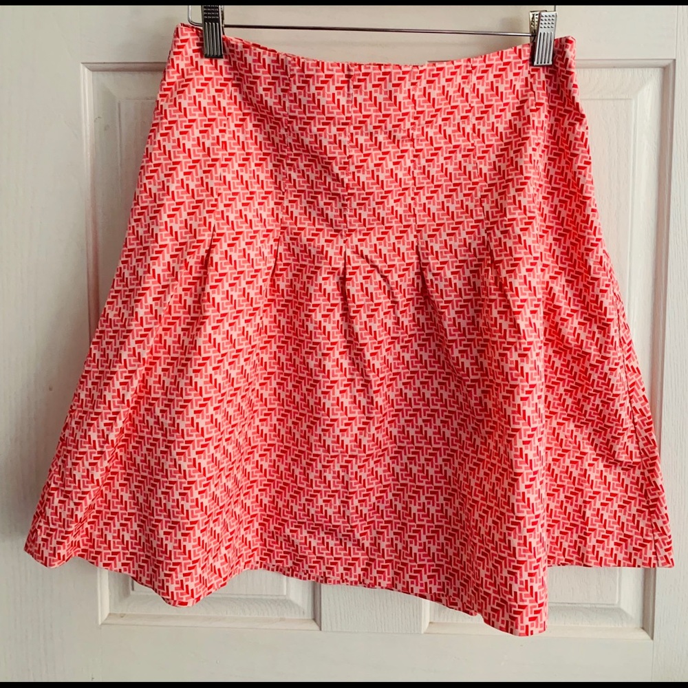 Old Navy Skirt Size 4 pink and white